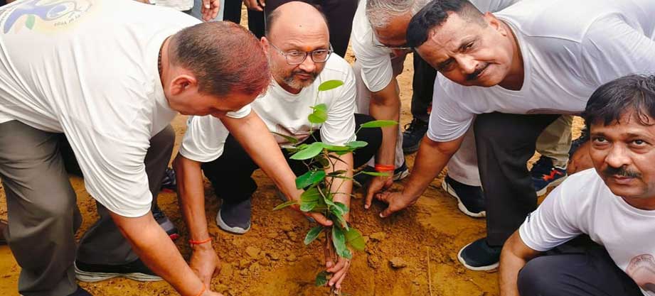 Maa Pateswari University, Balrampur